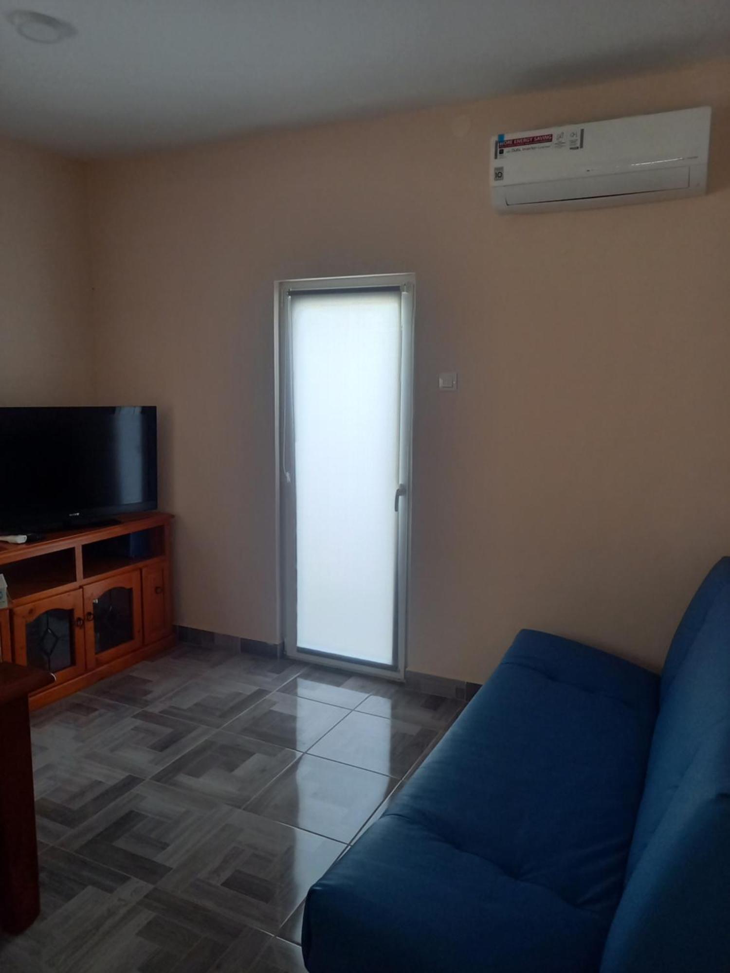 Oskar Amphitheater Apartments And Rooms With Free Parking พูลา ห้อง รูปภาพ